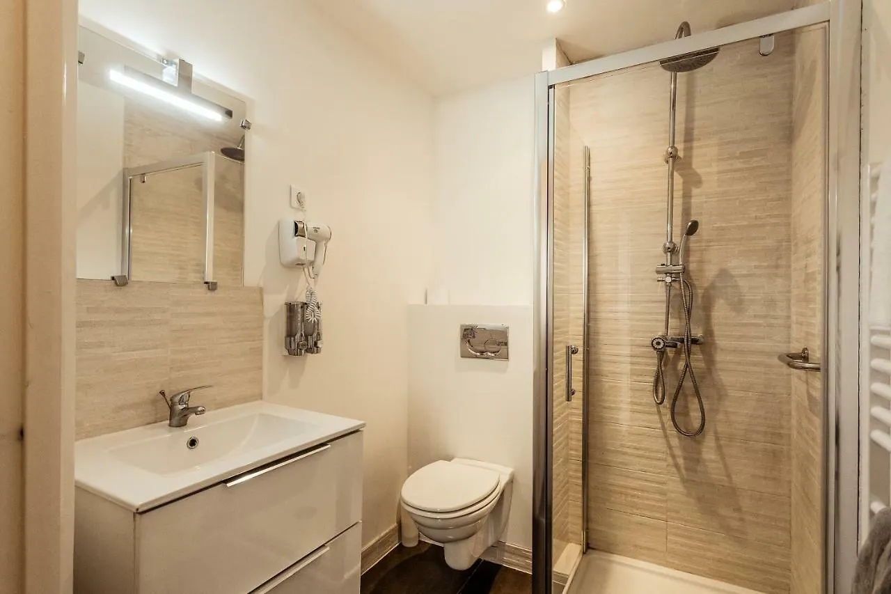 Apartment Proche Mer Nice 0*,  Francie